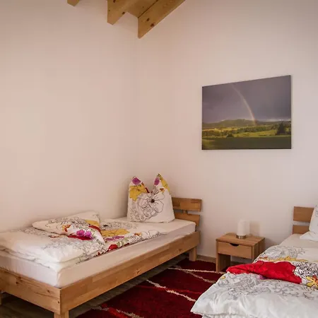 Lindenhof Apartmán *